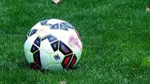 “土超豪门27轮全胜领跑，加拉塔萨雷领先费内巴切10分，多赛两轮优势明显”