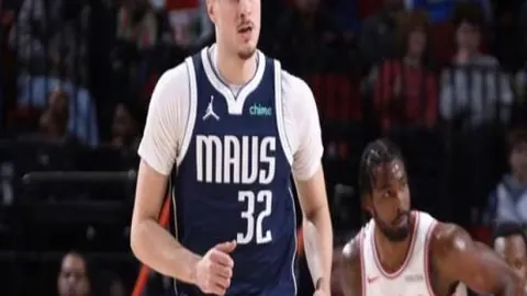 【意甲焦点对决】比萨VS萨索洛：深度解析+独家比分预测，不容错过的精彩对决！